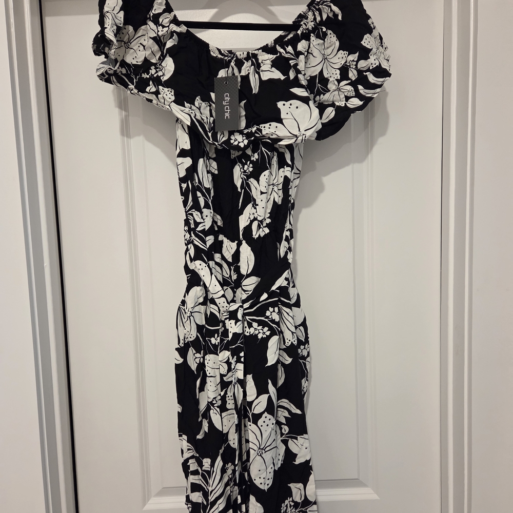City Chic Black and White Floral Jumpsuit NWT Size 12